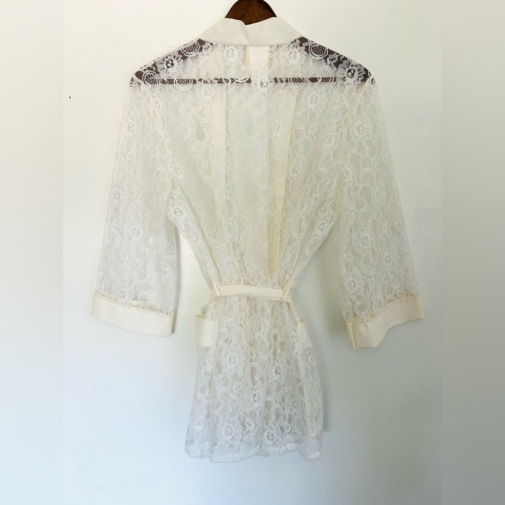 VINTAGE 70s Sears Lace Robe - Picture 5 of 9